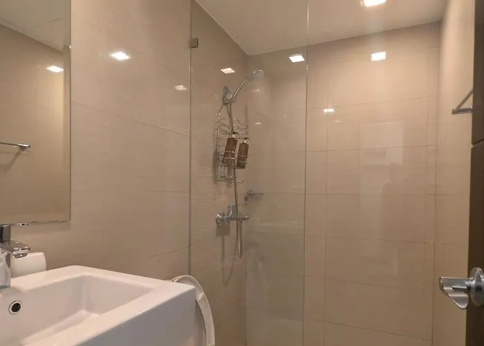 J&m Cozy Retreat - Mckinley Hill, Bgc