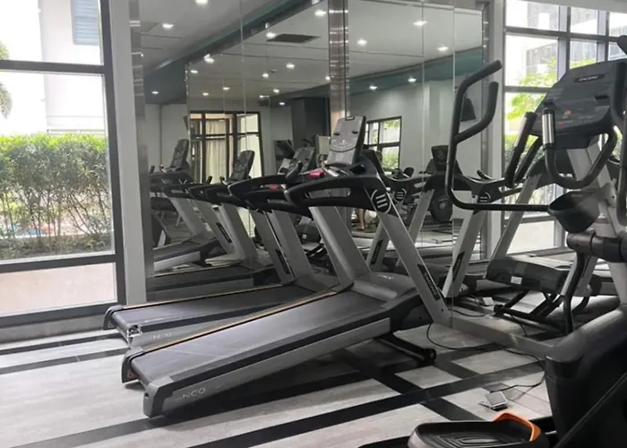 J&m Cozy Retreat - Mckinley Hill, Bgc *